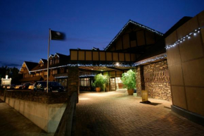 Гостиница Distinction Coachman Hotel, Palmerston North  Палмерстон-Норт